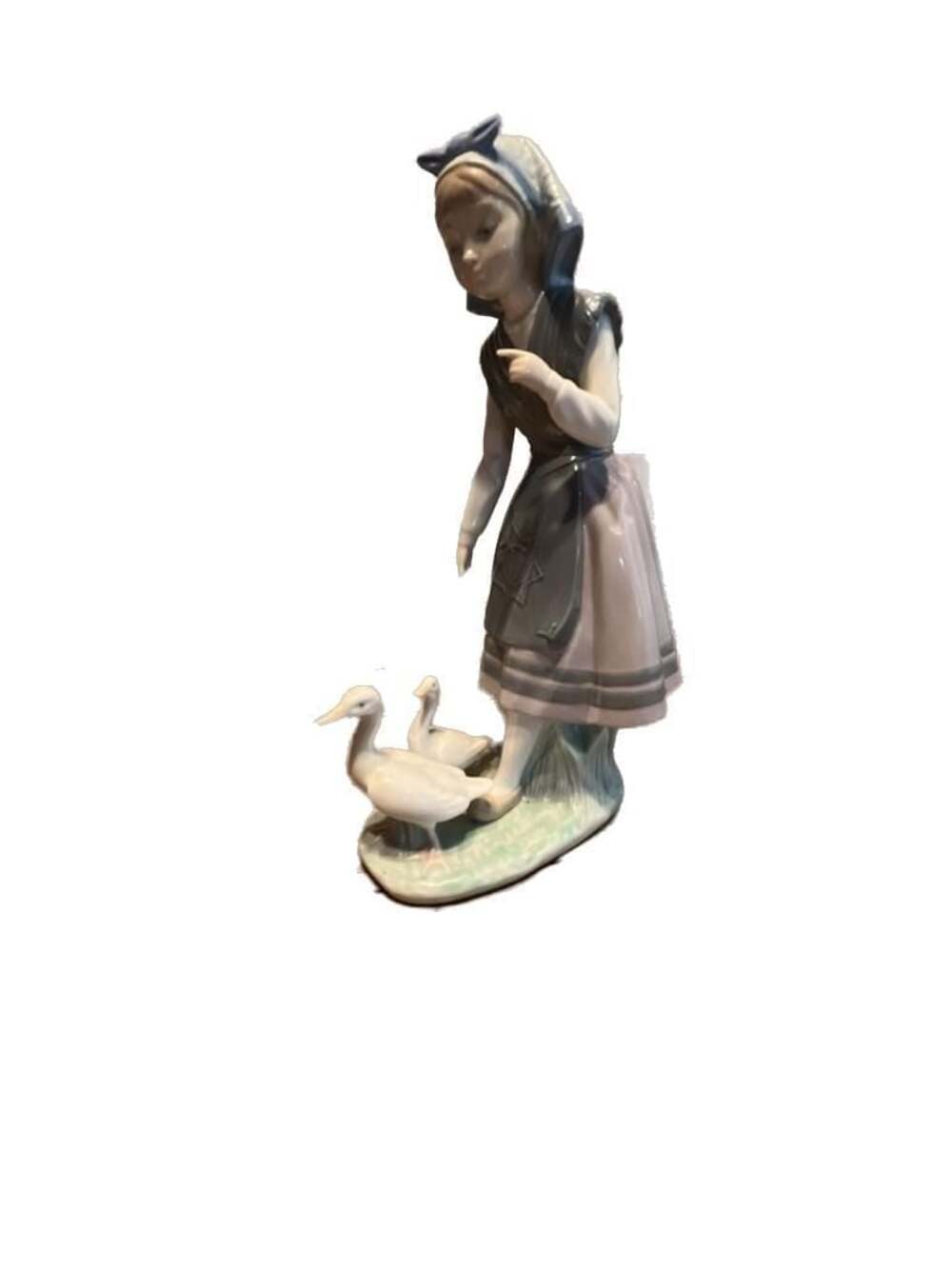 Lladro Porcelain Figurine Aracely with Ducks #4849